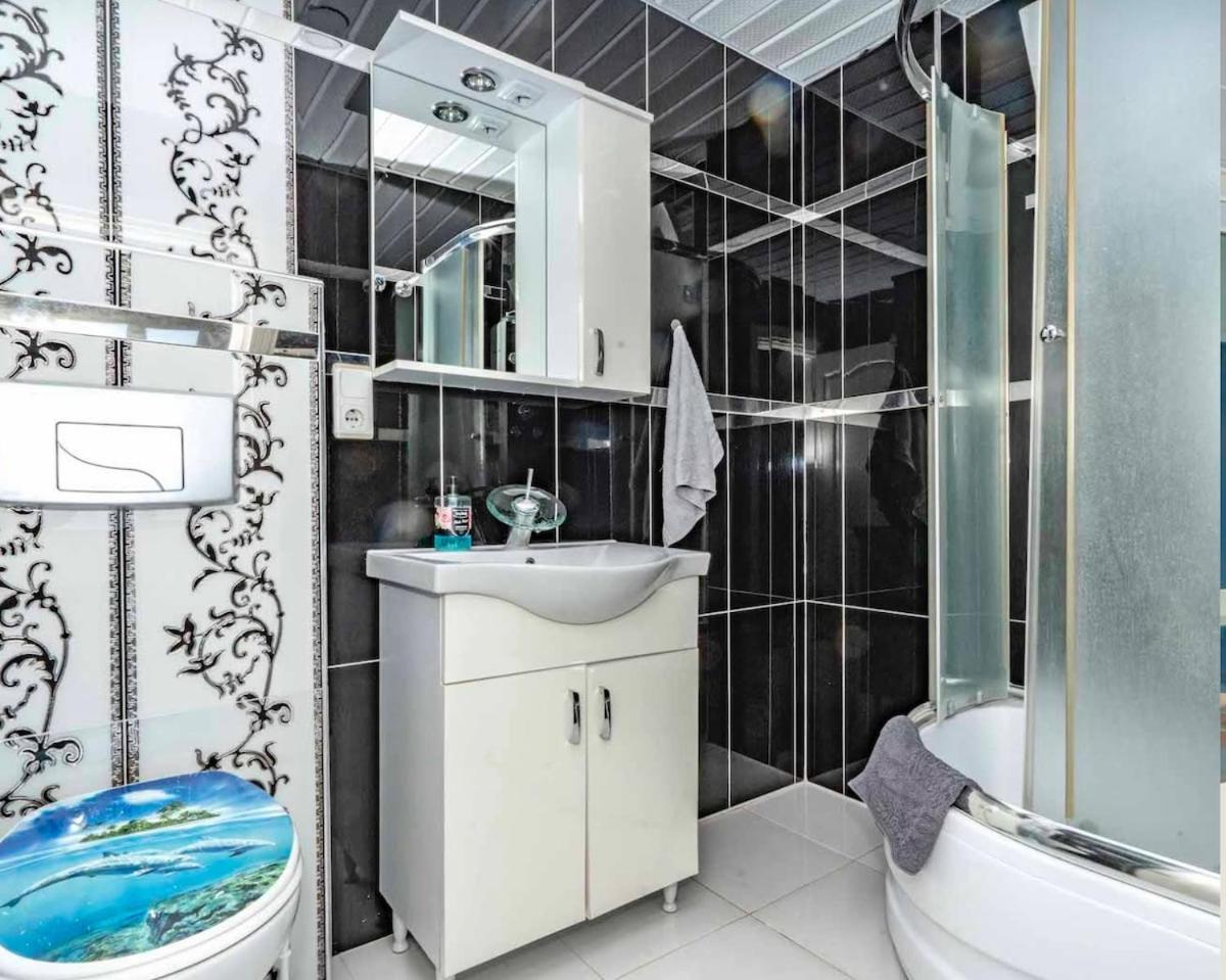 With Pool With View Of Villa Alanya