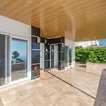 Villa With Pool With View Of Alanya