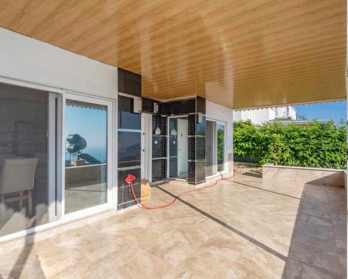 Villa With Pool With View Of Alanya